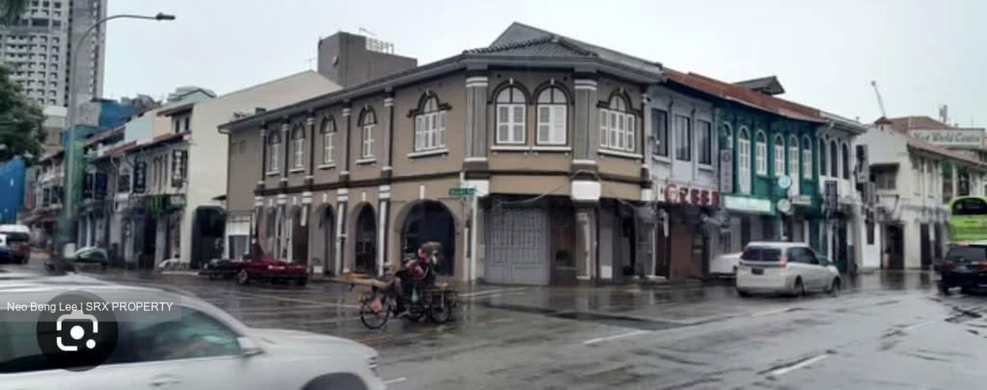 Jalan Besar (D8), Retail #588576781